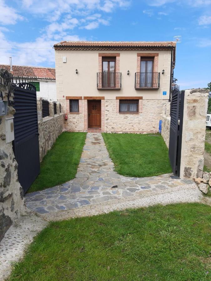 La Portada De Abajo Villa Gallegos Luaran gambar